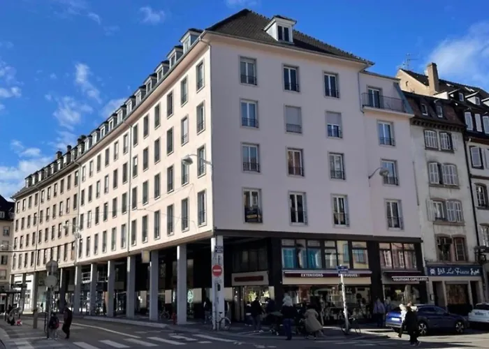 Cosy Centre アパート